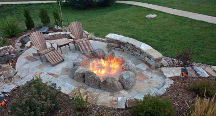 60 Backyard and Patio Fire Pit Ideas (Different Types with Photo ...